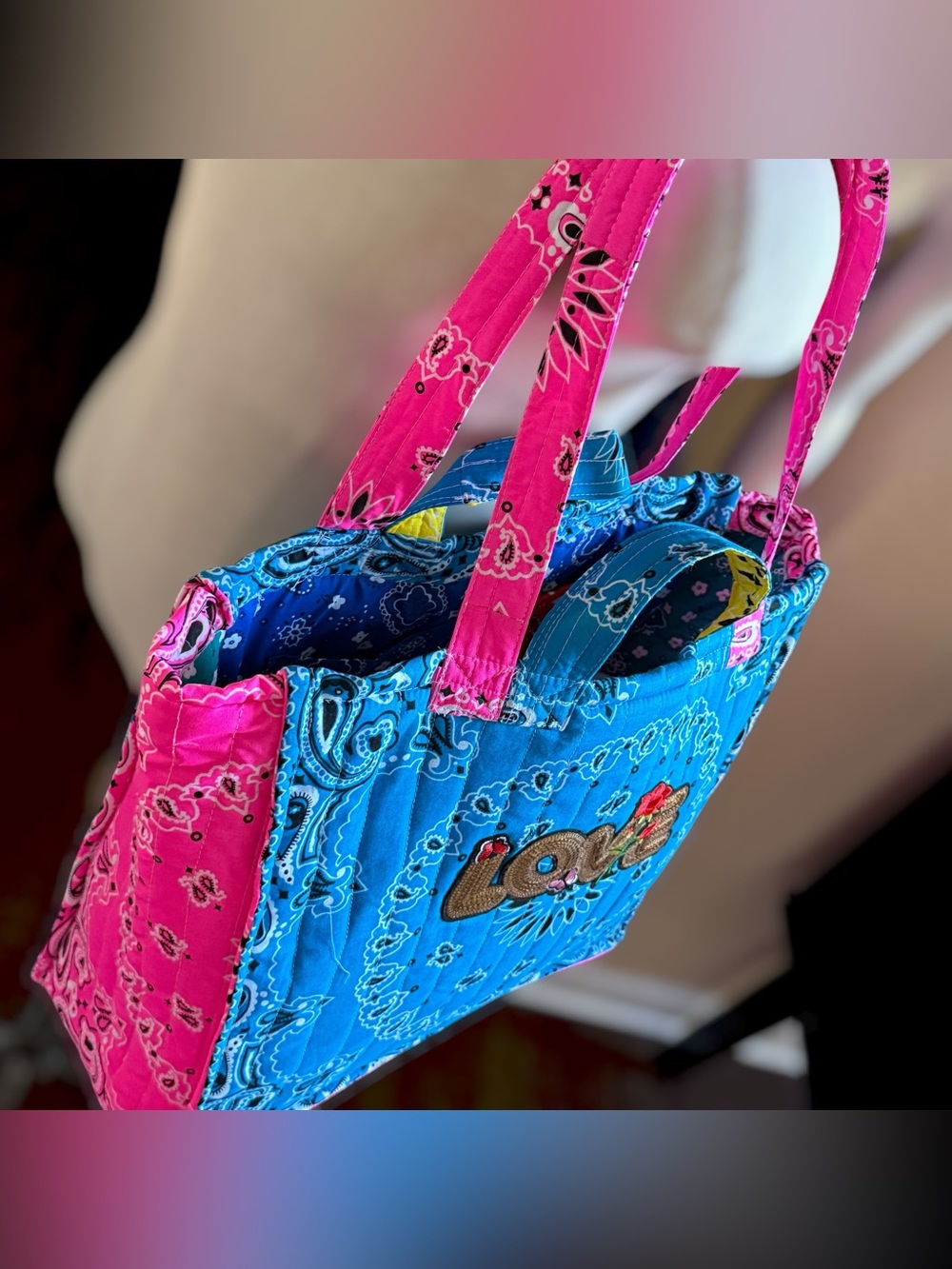 WHERE DID YOU GET THAT BAG Handmade Quilted Bandana Bag Turquoise & Pink - Picture 7 of 16